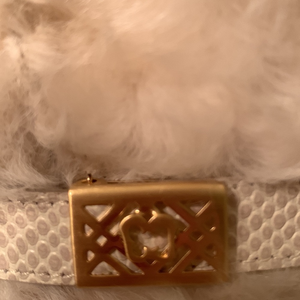 ERIC JAVITS PERSIAN CAP IN OFF WHITE ITALIAN LAMB FUR WITH LOGO BUCKLE PACKABLE - Picture 15 of 15